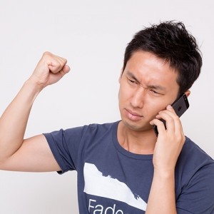 怒って電話の画像